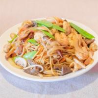 House Lo Mein · Shrimp, chicken, beef and BBQ pork with vegetables.