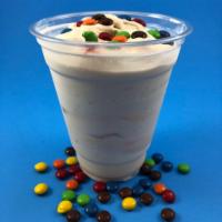 M&M's Frozen Blend · Creamy vanilla ice cream blended with mini M&M candies.
 