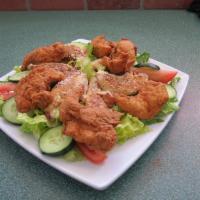 1/4 lb. Fried Chicken Salad with Medium Drink · 