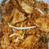2. Chicken Fried Rice · Classic Chinese fried rice whit Bean sprout onions eggs carrots and green beans