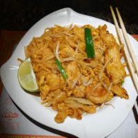 Pad Thai · Gluten free--special  homemade best sauce whit madlow-sodium soy sauce. fish sauce  light br...