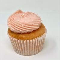 Strawberry Cupcake · Strawberry cupcake with a strawberry buttercream frosting 