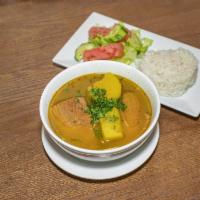 Sancocho de Res · Beef vegetable soup accompanied with rice and salad