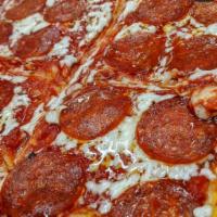 Box of 8 Pepperoni Pizza Slices · SAVING OF 2$ OFF SLICE PRICE