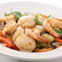 Spicy Shrimp & Scallop · Sauteed shrimp and scallop with mushroom, bell peppers and Thai basil in spicy sauce.