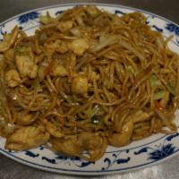 102. Chicken Chow Mein · Char siu, lo mein noodles, bean sprouts, cabbage and onions.