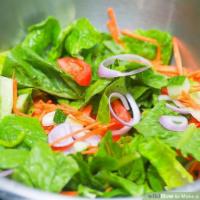 Garden Salad · Green salad with mixed vegetables.