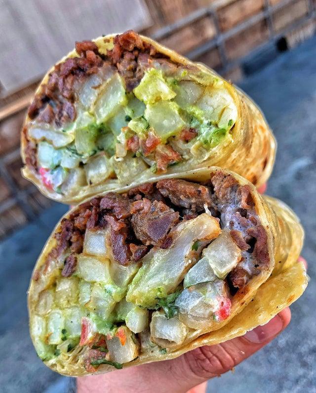 Los Viejones Food Truck · Burritos · Sandwiches · Tacos