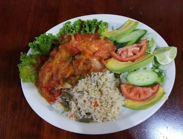 Relleno de Pacaya · Palm Flower Relleno served w/rice, beans and salad