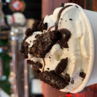 Cookies & Cream Hot Chocolate · Satisfy your sweet tooth with HERSHEY’S COOKIES ‘N’ CRÈME Hot Chocolate. Cookies and cream r...