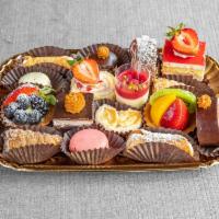 Pastry Tray · Assortment of 16 mini pastries