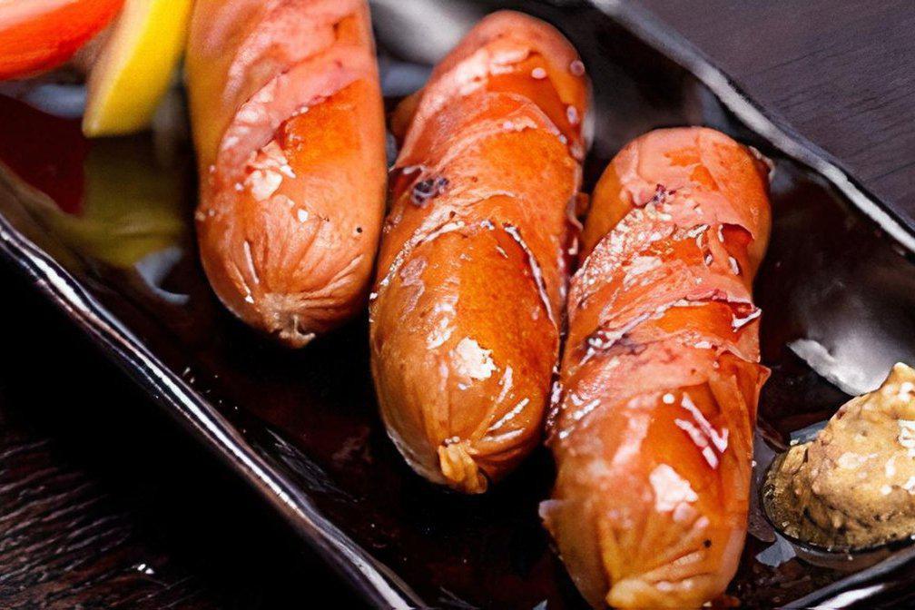 Extra Kurobuta Pork Sausage · Japanese kurobuta pork sausage made from pork specially raised and heralded for their intensely flavorful meat and fat