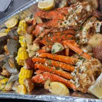 Steamania Party Combo · 2 cluster snow crab legs, 1 lb. clams, 1 lb. black mussels, 1 lb. New Zealand mussels, 1 lb....