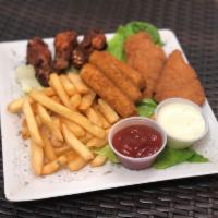 Sampler platter · 3 Buffalo wings, 3 mozzarella Sticks , 2 chicken tenders and French fries.