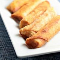 Deep Fry Egg Rolls- Chã Giò Chiên · Crunchy Crispy