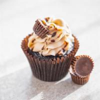 Chocolate Peanut Butter Cupcakes - 4 Pack · 