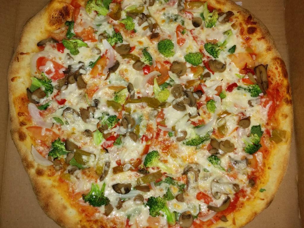 Pizza Mia · Calzones · Dinner · Pasta · Pizza · Salads · Sandwiches · Subs · Wraps