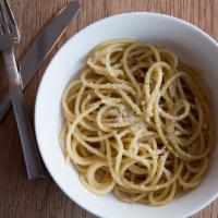 Spaghetti alla Cacio e Pepe · Spaghetti Pasta with Black Pepper, Pecorino & Butter;
Allergens- Gluten & Dairy