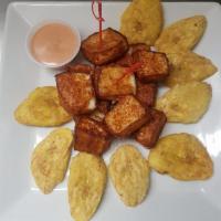 Fried Cheese with fried plantains · dominican fried cheese with fried plantains