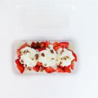 Fresas con Crema  · Would you like granola and coconut