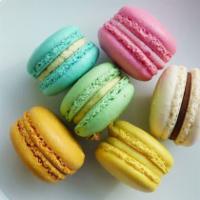 Macaroons · Choice of flavor.
