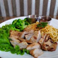 Butter garlic noodles  BBQ chicken  · Stir fried butter garlic noodles with BBQ chickens ,steamed broccoli and carrots with homema...