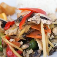 E6. Pad Ginger · Choice of meat sauteed with ginger, mushrooms, onions, bell peppers, zucchini, and carrots.