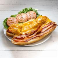 NY Yankees Sandwich · Grilled chicken cutlet, melted American cheese, bacon with gravy on a garlic hero.