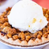 Blueberry Mini Pie · Mini Blueberry Streusel Pie