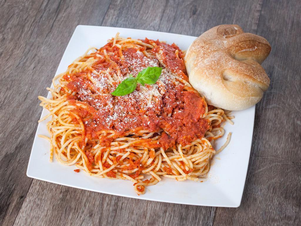 Spaghetti Tomato Sauce · 