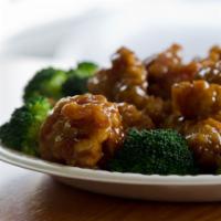 S6. General Tso's Chicken · Chunks of chicken deep fried with    Hot and spicy general Tso’s sauce Served with rice. 