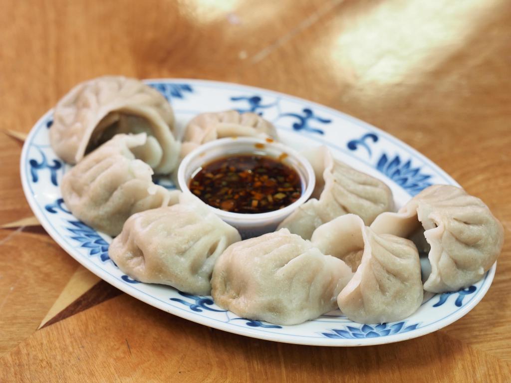 Charley's Restaurant · Asian · Cantonese · Chinese · Dinner · Mandarin