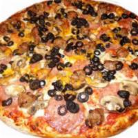 Pizza Europe · Red tomato sauce, mozzarella cheese, dry salami, fresh mushrooms, black olives, and Italian ...