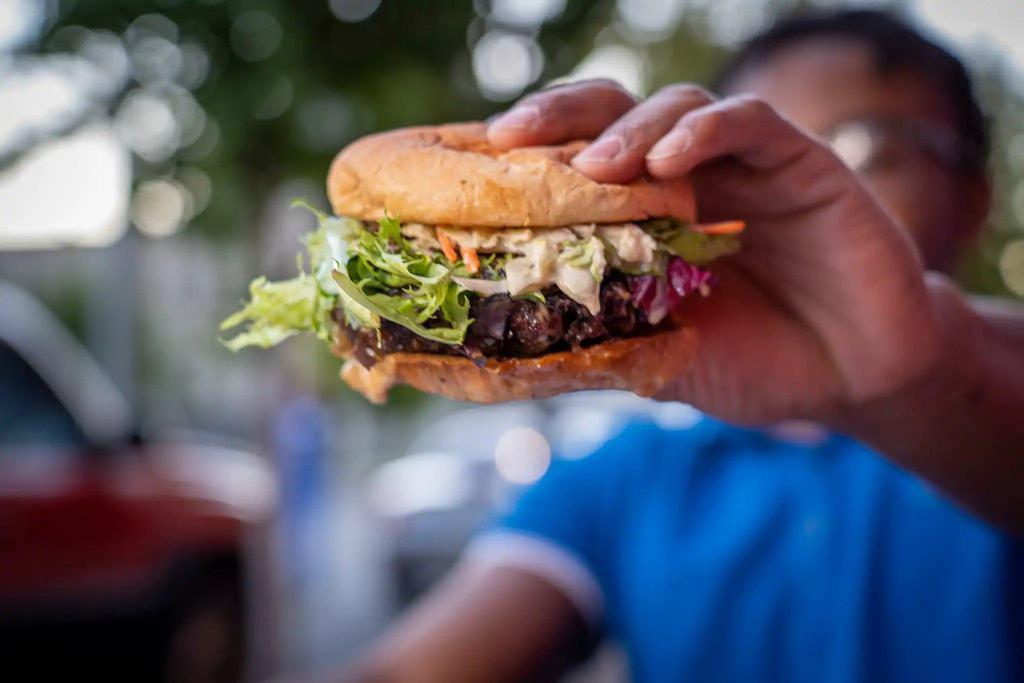 chicagos jerk tacos · Food Truck · Hamburgers · Pizza · Salads · Sandwiches
