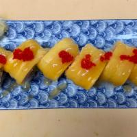 SP15. Golden Dream Roll · Mango with shrimp tempura, flying fish caviar, cucumber, avocado and mayo.