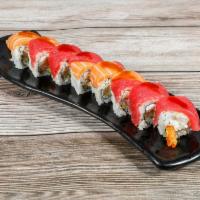 Jessica Roll · Inside: shrimp tempura, crabmeat and avocado. Outside: tuna, salmon with unagi sauce.