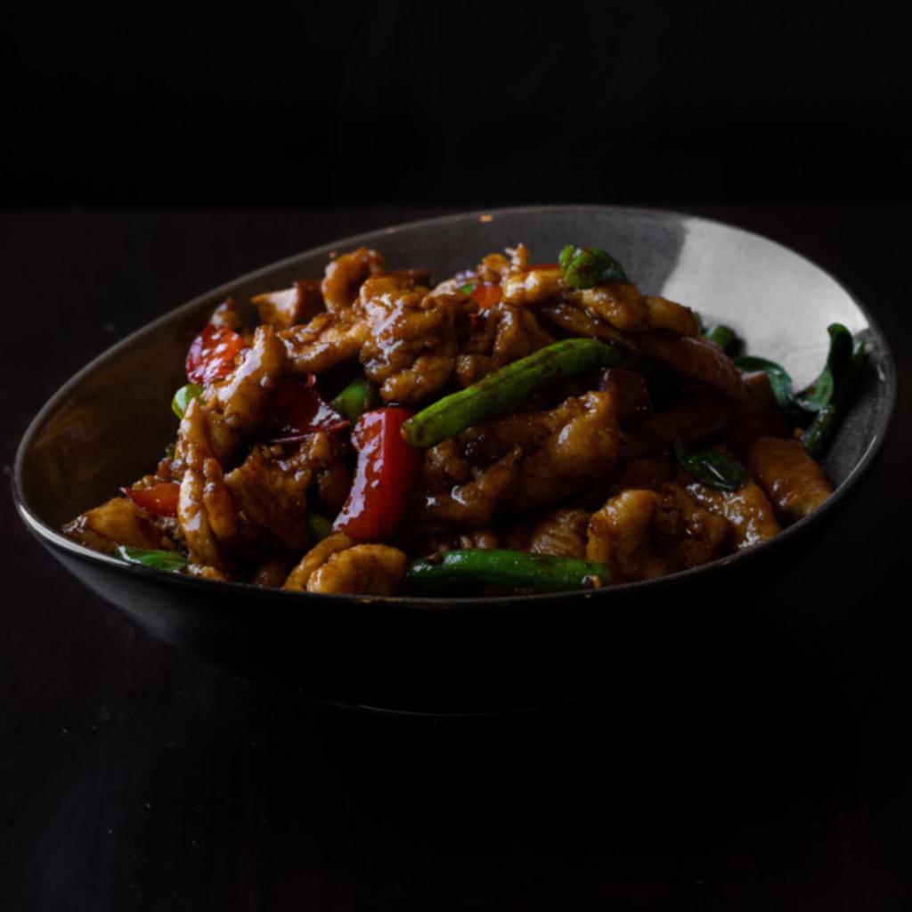Chicken Tofu · Wok fried chicken with tofu, string beans, bell peppers, garlic, ginger, sambal chili, vinegar, basil, in a hoisin and oyster sauce.
Gluten-free option available.