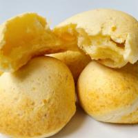 Pandebono Perfect Pack · Original colombian soft, sweet and salty pandebono (cheese and cassava flour bread) with dec...