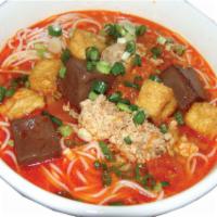 Crab Meat & Tomato Rice Noodle Soup (Bun Rieu) · Bun Rieu