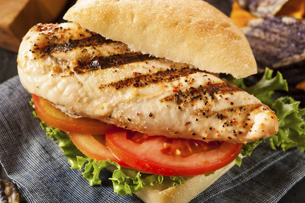 Pechuga de pollo sandwich/Grilled chicken breast sandwich · Boneless skinless chicken sandwich.