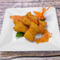 Vegan Chicken Nuggets (6 pcs) · Deep-fried vegan chicken nuggets. Served with homemade sweet chili dipping sauce.