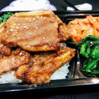 Galbi bento Set · Comes with galbi, 2 sides and white rice.