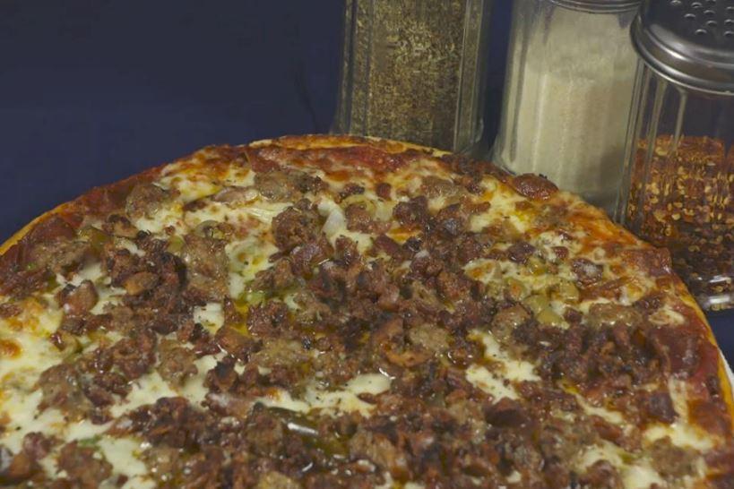 Meat Lover's Pizza · Sausage, pepperoni, Italian beef, ham and bacon.
