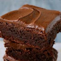 Regular Brownie · Chocolate brownie topped with chocolate fudge icing.