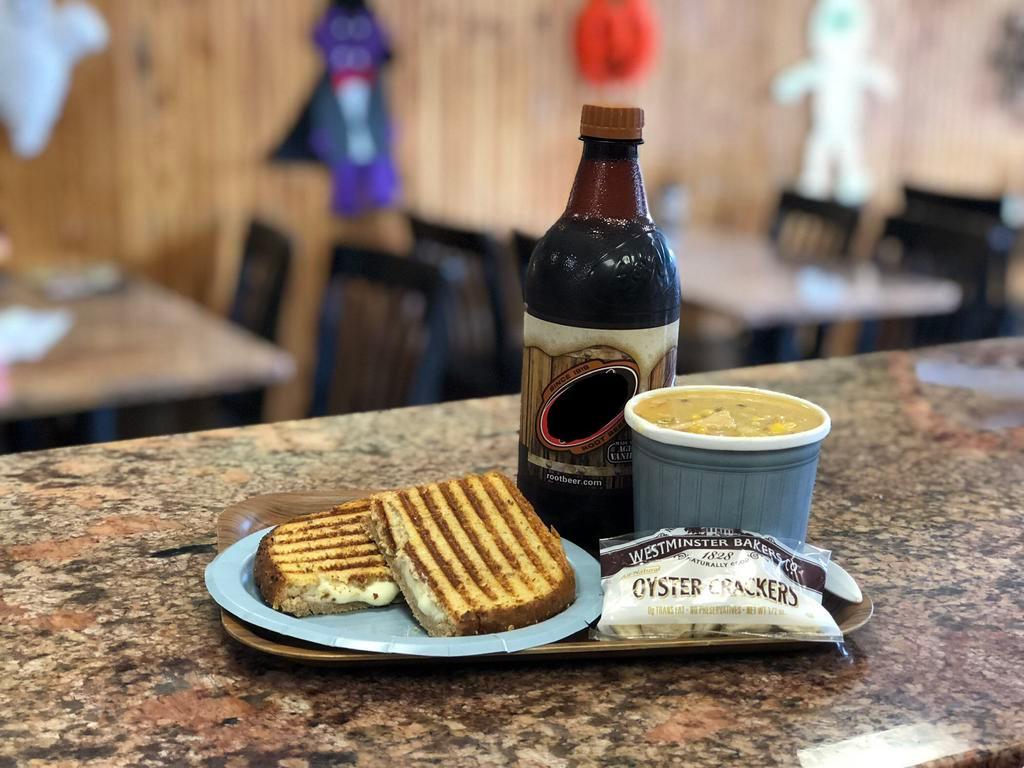 Daily Special · Small soup, sandwich and drink