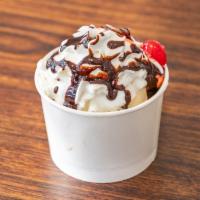 Small Sundae · 1 scoop of ice cream with toppings!