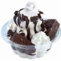  Brownie Earthquake · Brownie sundae is maxed out with hot fudge, marshmallow sauce topping, Oreo cookie chunks, a...