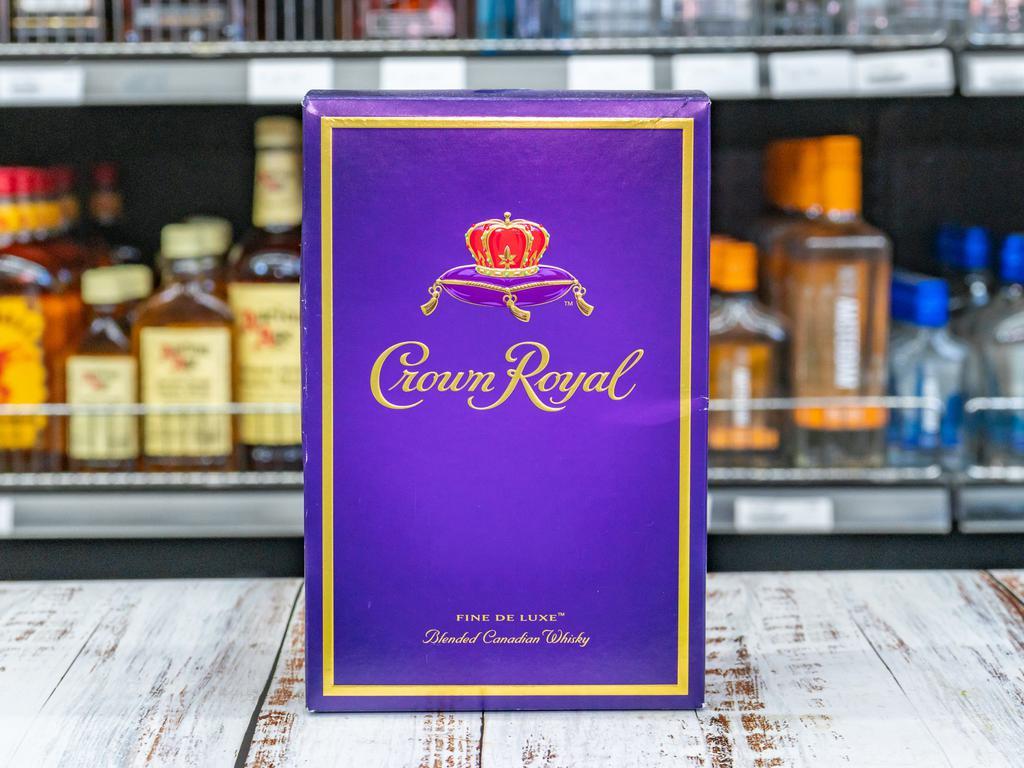 Crown royal · Whiskey 