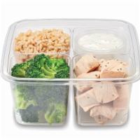 Balance Box · Chicken, 1 green or grain, 1 nutrient and 1 sauce.