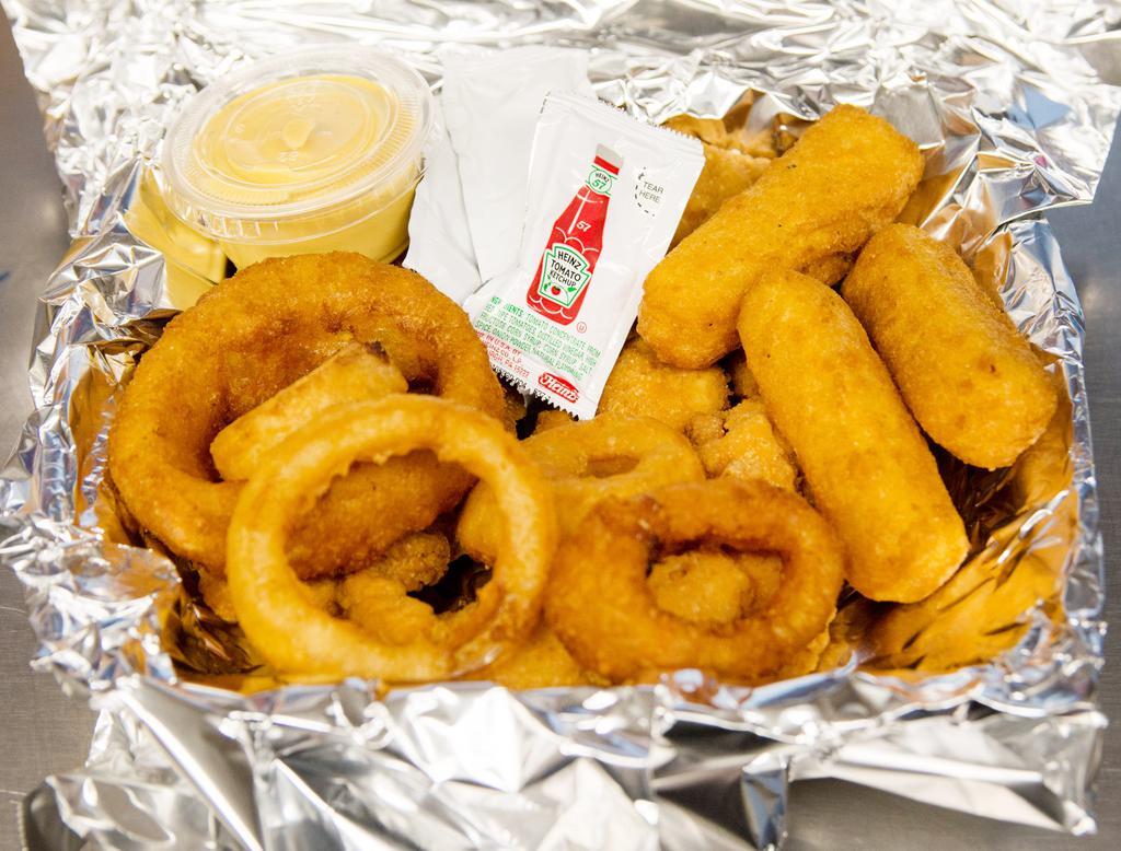 New York Snack Pack · 3 mozzarella sticks, 3 chicken tenders, and 4 onion rings.